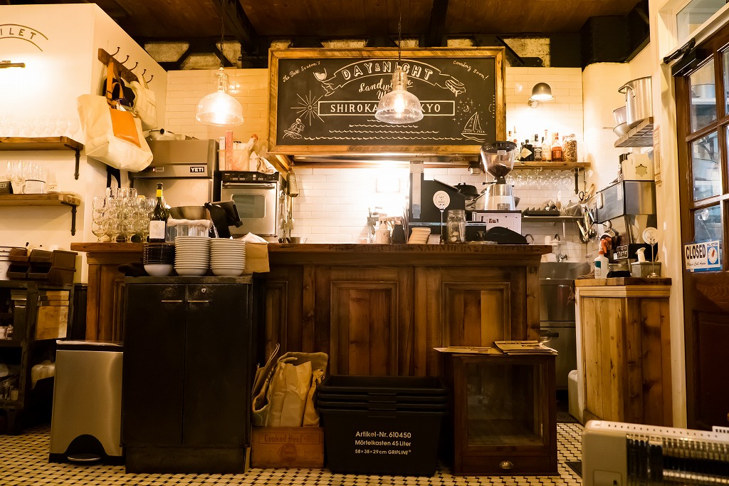 働きがいのある内装工事の仕事を探している女性へのメッセージ